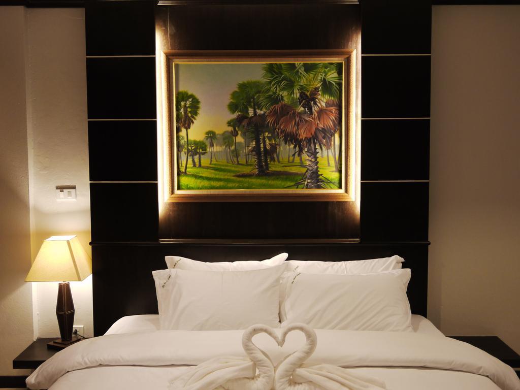 The Next Grand Hotel Khon Kaen Esterno foto