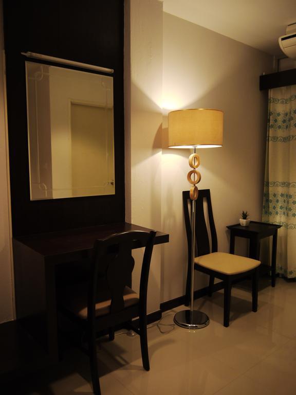 The Next Grand Hotel Khon Kaen Esterno foto
