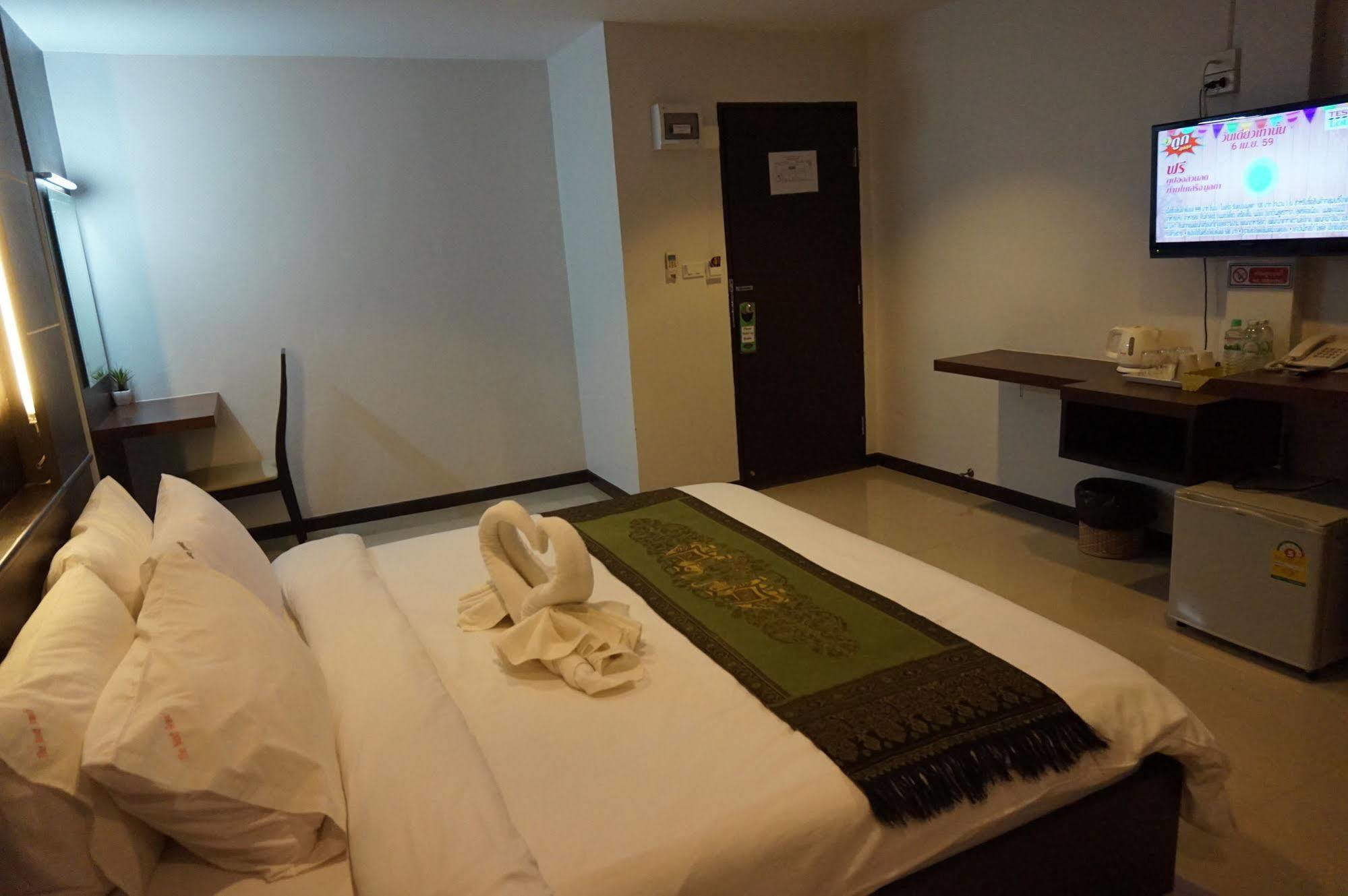 The Next Grand Hotel Khon Kaen Esterno foto