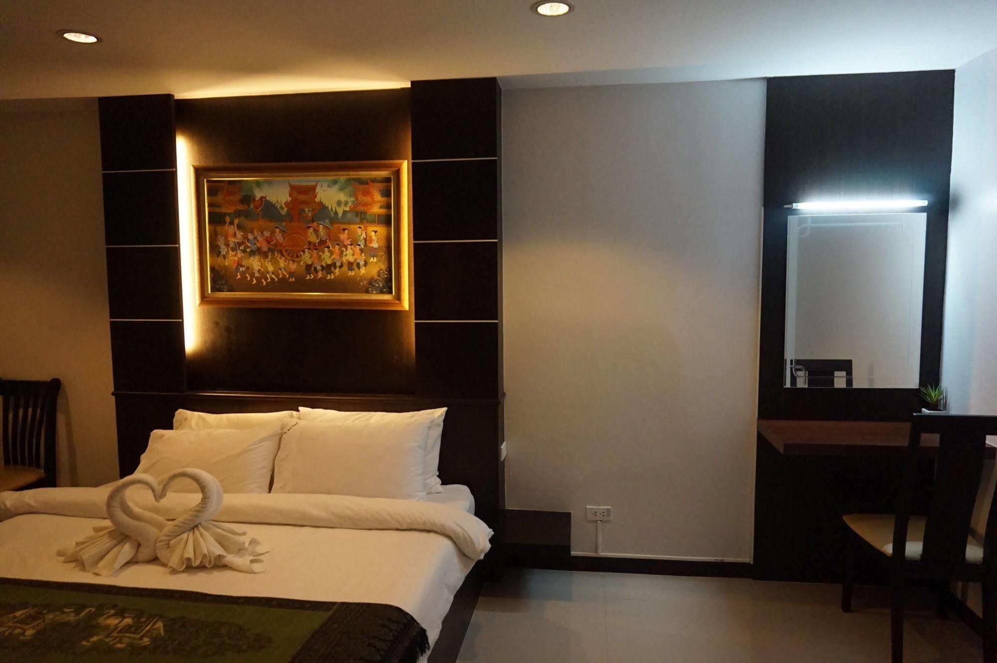The Next Grand Hotel Khon Kaen Esterno foto