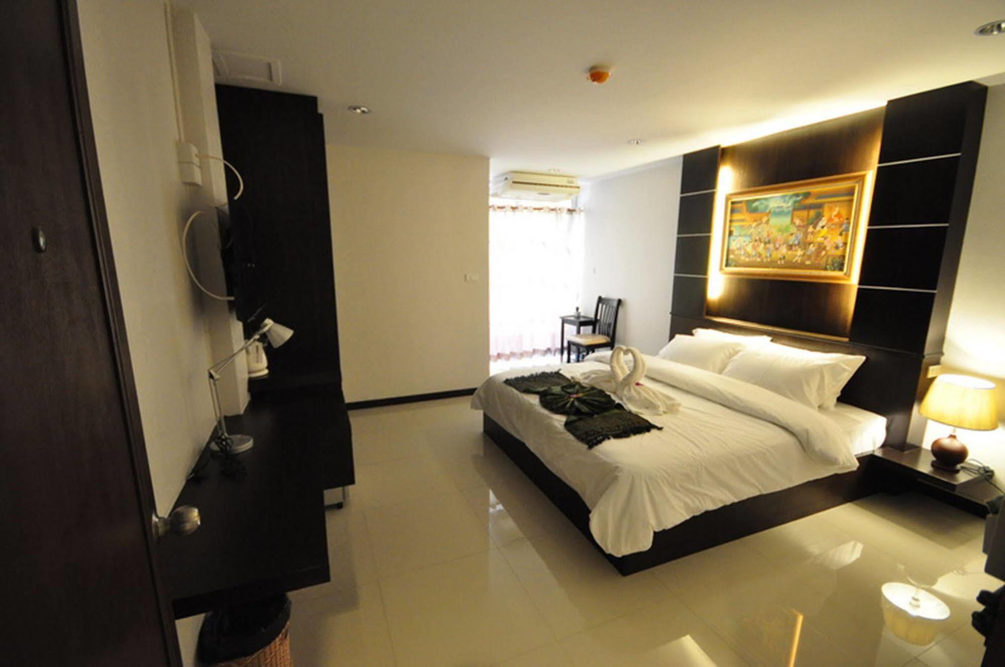 The Next Grand Hotel Khon Kaen Esterno foto