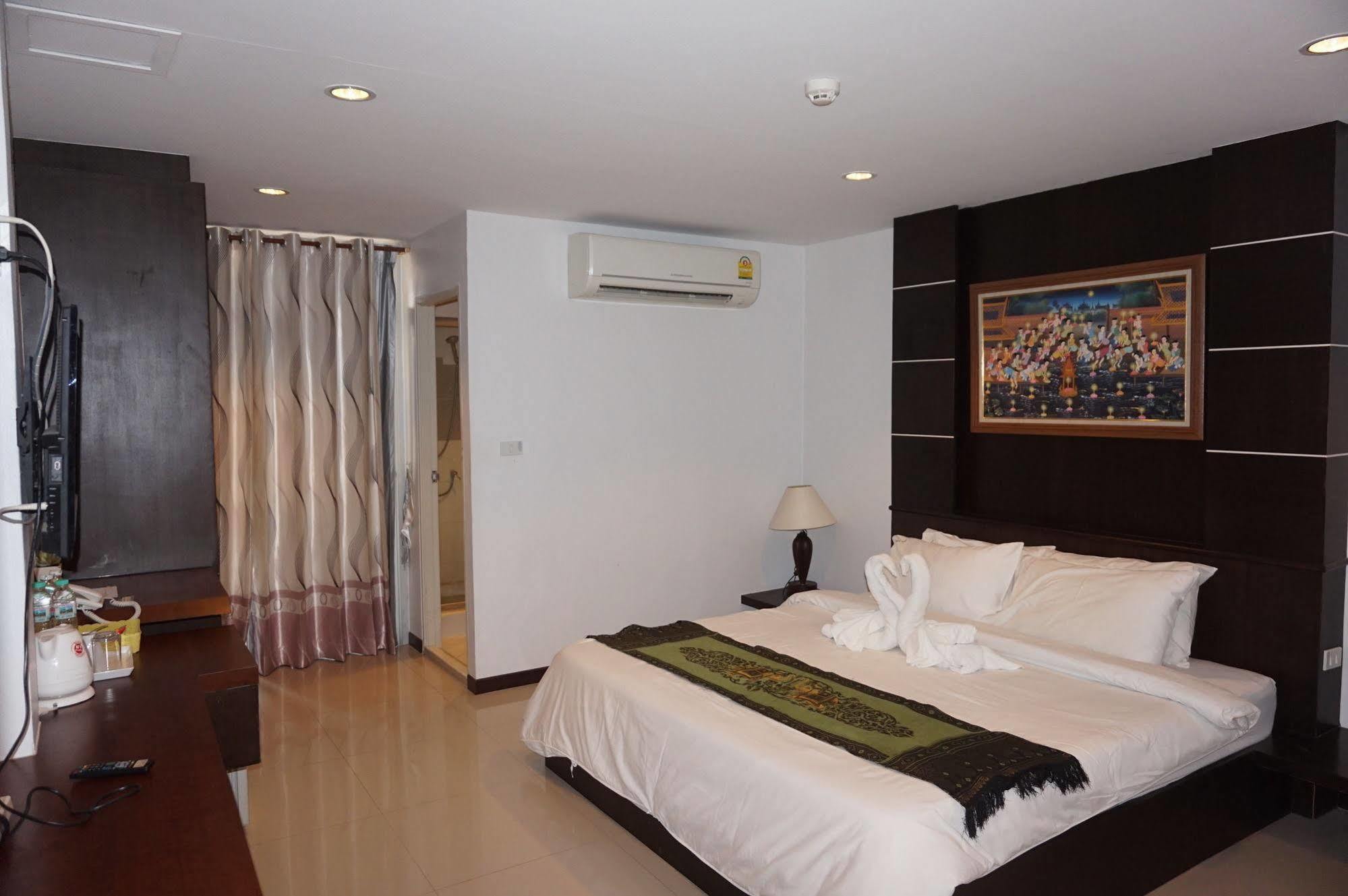 The Next Grand Hotel Khon Kaen Esterno foto