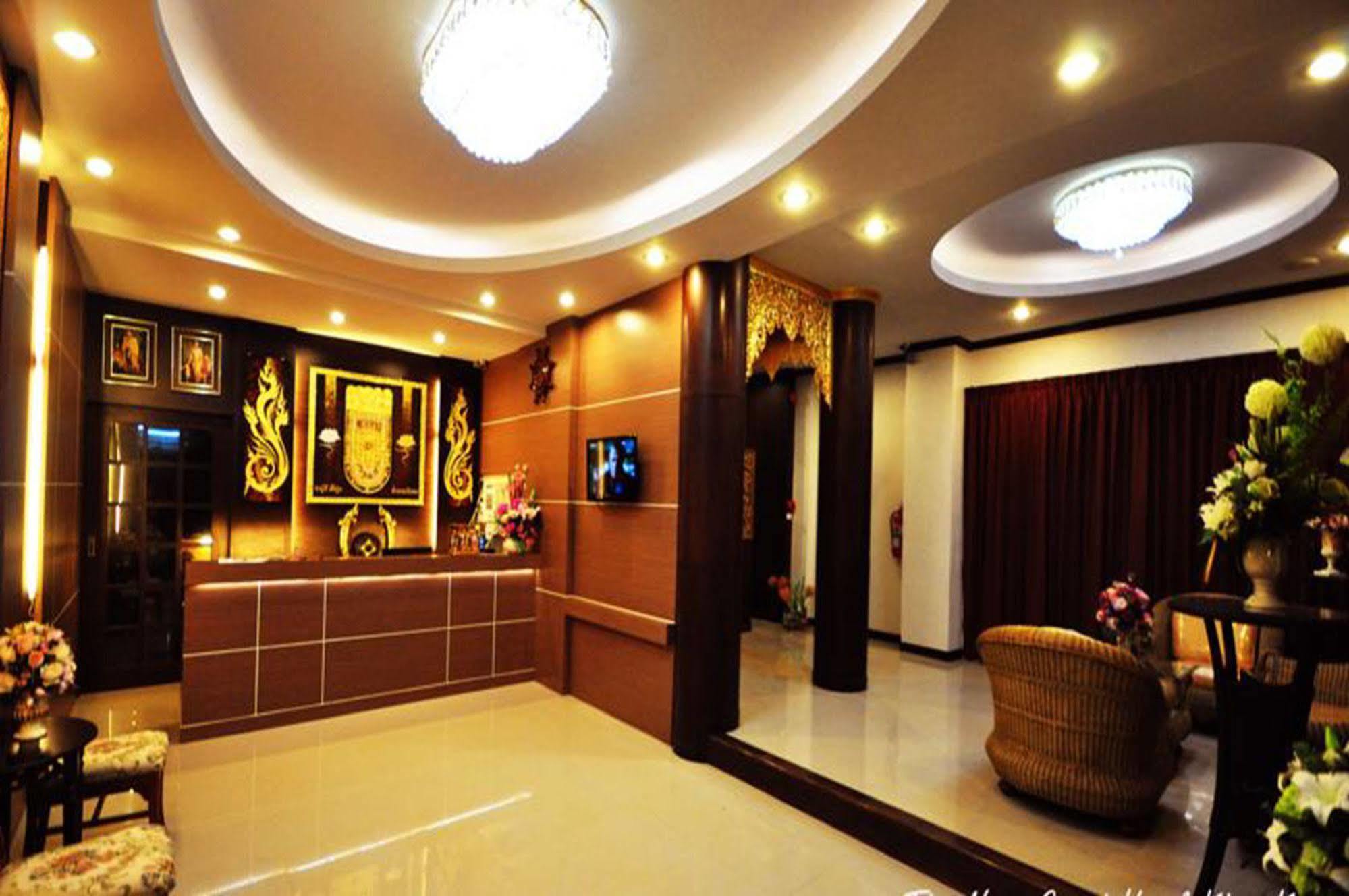The Next Grand Hotel Khon Kaen Esterno foto